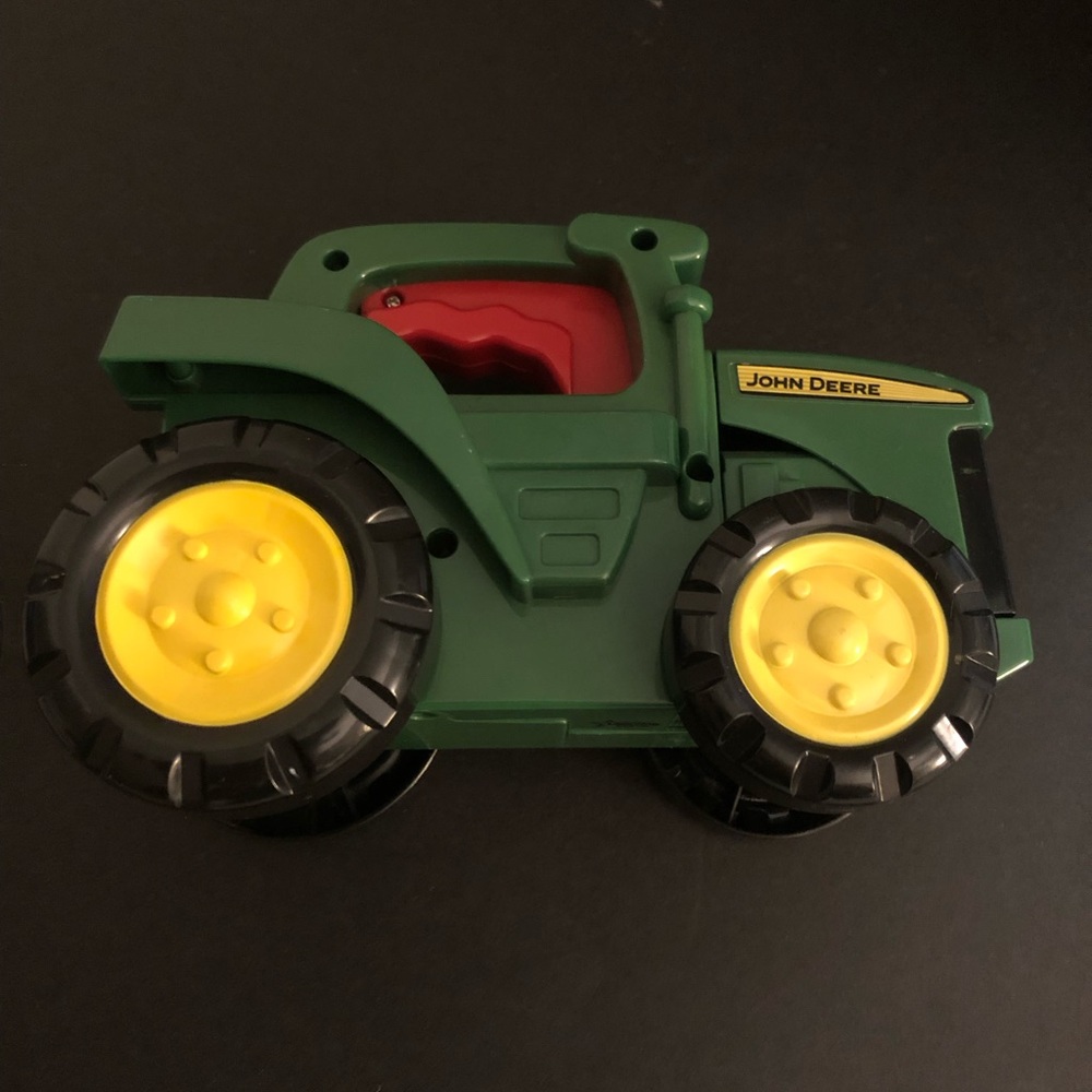 John Deere easy roll, flashlight toy tractor